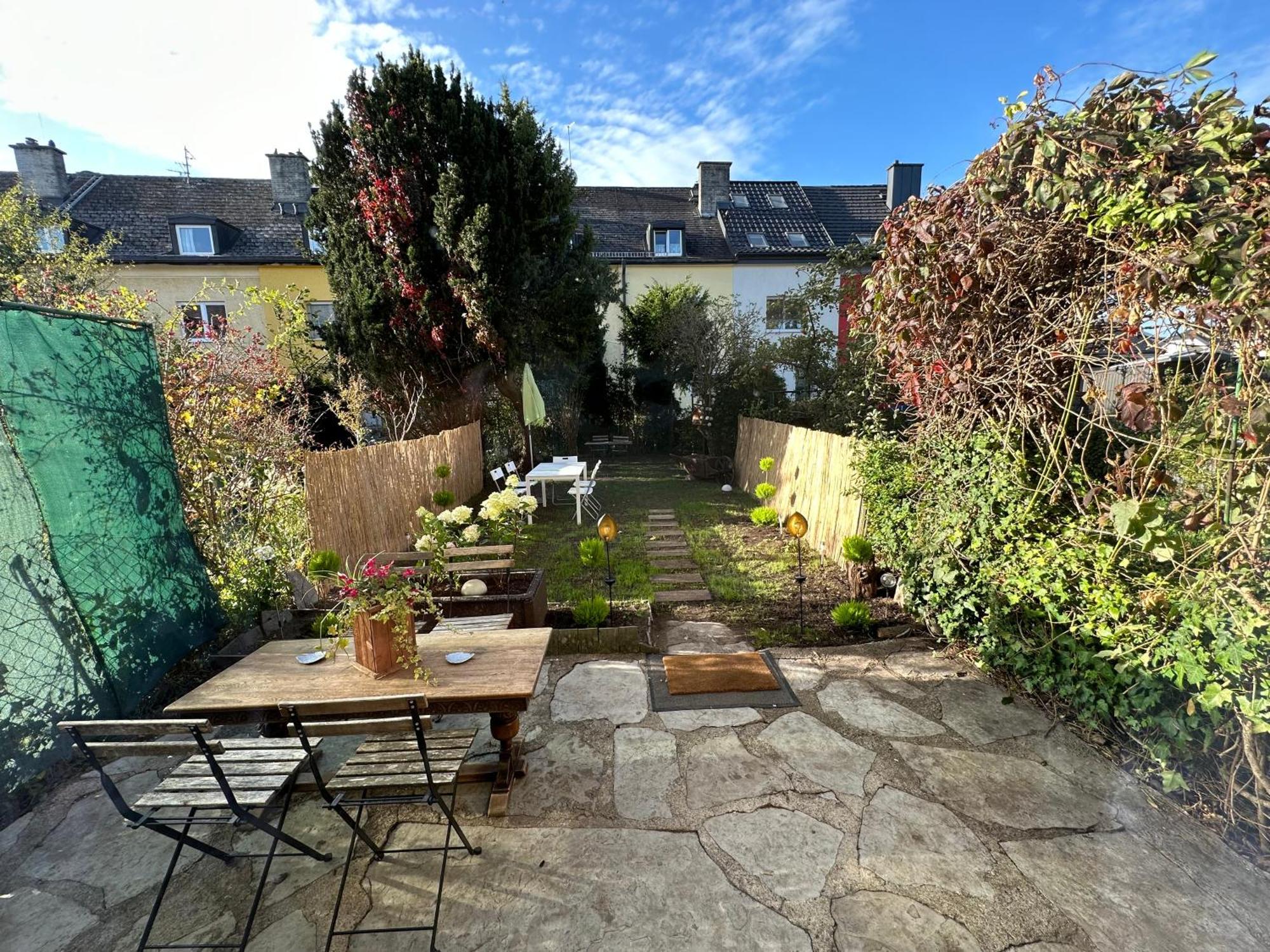 Affittacamere The Peaceful Garden & Free Parking *